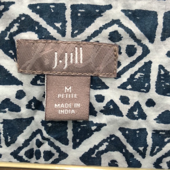 J Jill “batik style” print top. - Picture 3 of 4